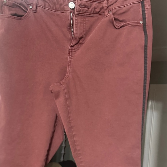 Simply Vera Vera Wang Denim - Simply Vera Vera Wang Wine colored  Flex Skinny Jeans